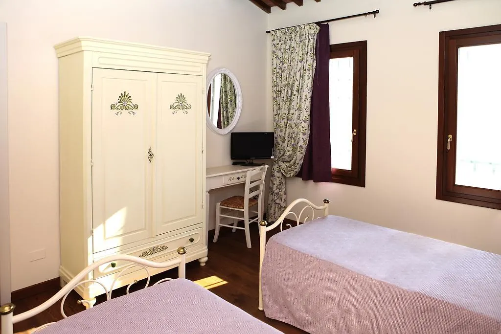 Bed & Breakfast B&B 